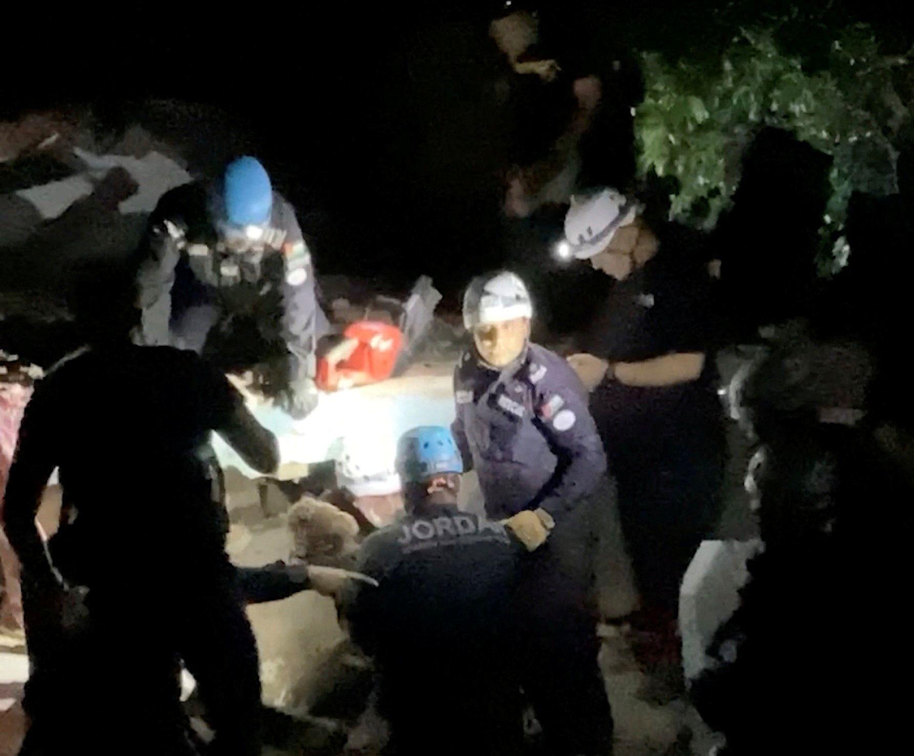 Rescuers in Venezuela pluck child alive from collapsed building six days after twin earthquakes