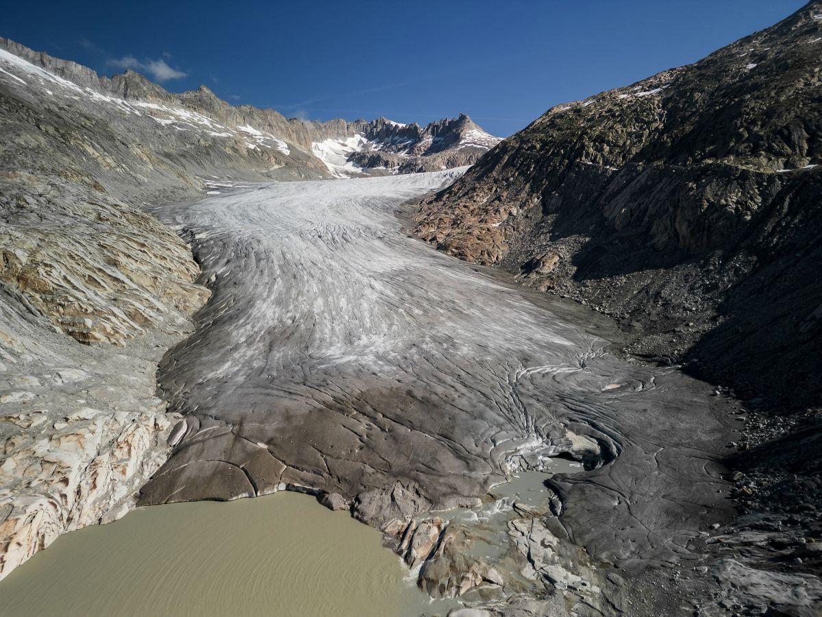 Swiss glaciers rapidly lose protective snow in punishing European heatwave