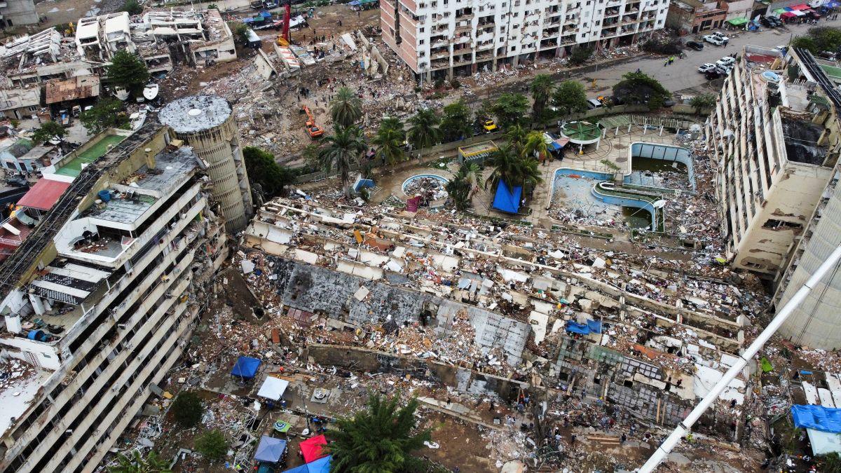 Damage from the June 24 earthquakes in Los Cocos, La Guaira, Venezuela