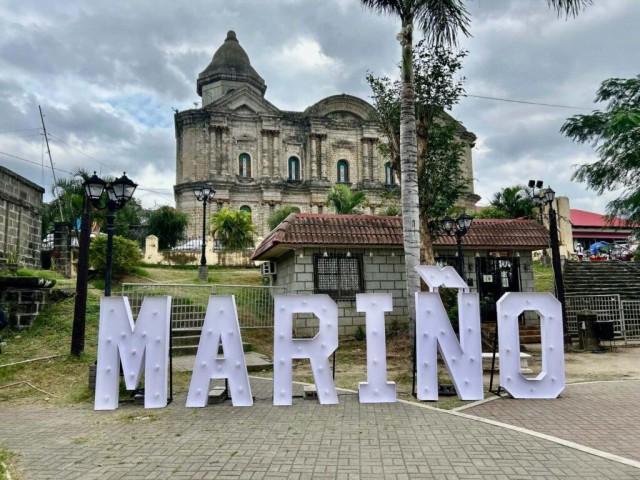 The town of Taal prepares for the Mariño clan reunion in February with lights at the St. Martin de Tours Basilica, said to be the biggest Catholic Church in Asia. Courtesy: The FilAm