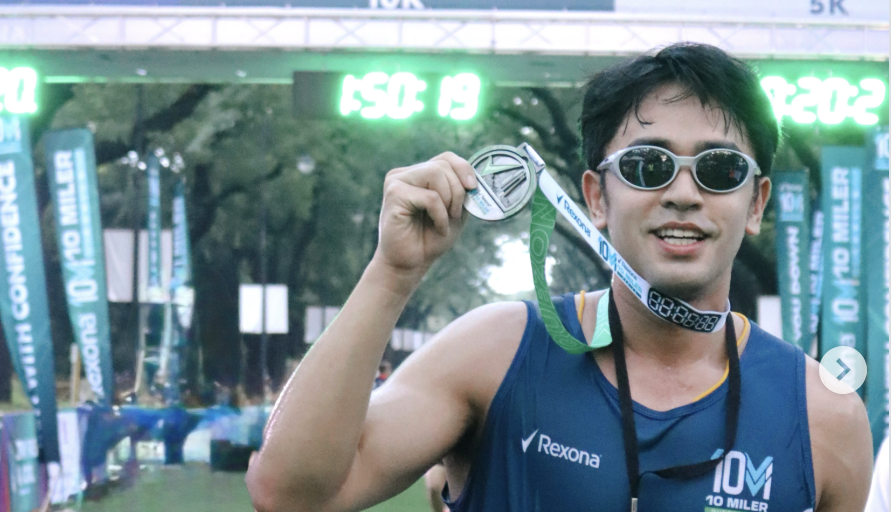 David Licauco's 'chill run' lands him in 1st place at QC fun run