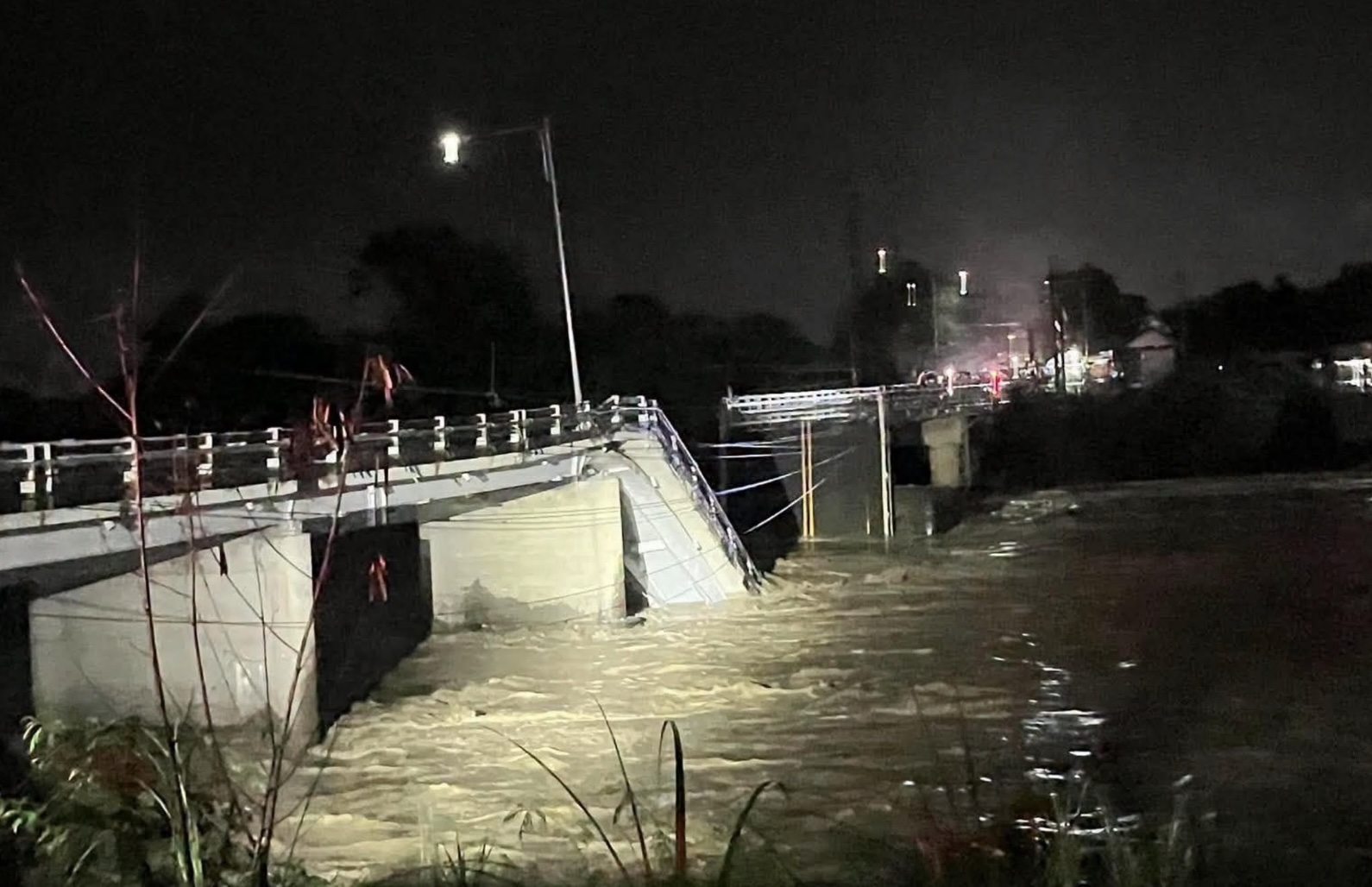 Agana Bridge in Tarlac City collapsed amid heavy rains from the Southwest Monsoon