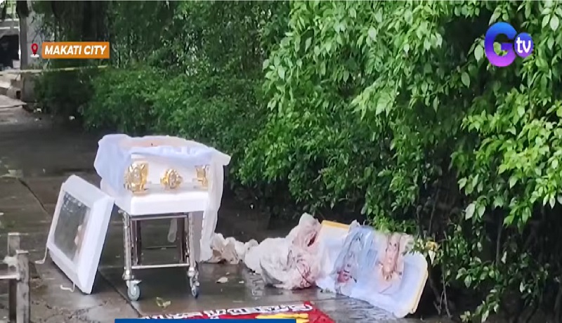Larawan ng ilang Chinese officials, inilagay sa mga ataul na iniwan sa gilid ng kalsada sa ilang lugar sa NCR