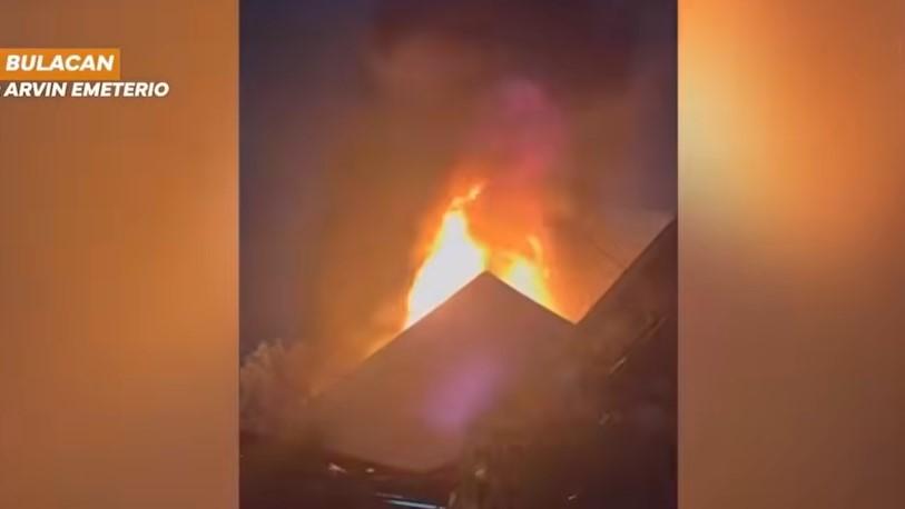 Upholstery warehouse catches fire in Marilao, Bulacan