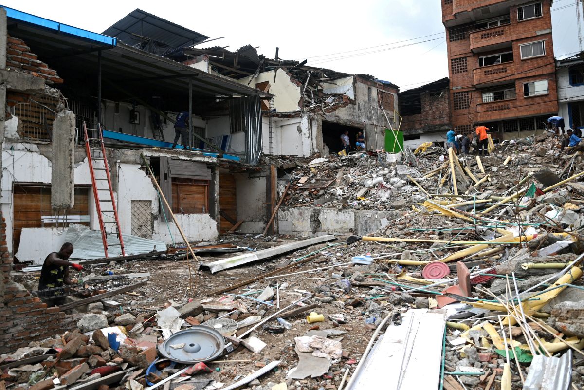 Aftermath of an earthquake in Buenaventura, Colombia