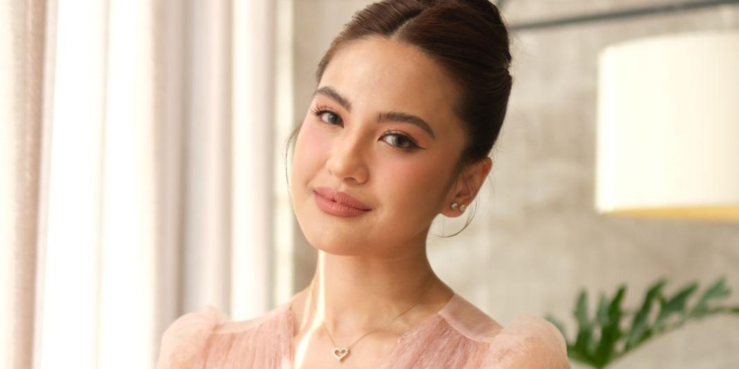 Julie Anne San Jose shines with latest single 'Saglit Lang'