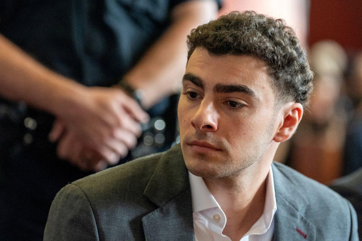 Luigi Mangione admits killing insurance CEO, pleads guilty in federal case