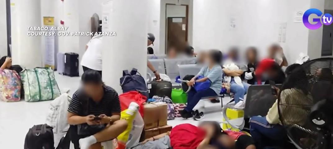 Stranded passengers at the port in Tabaco, Albay due to Tropical Depression Luis