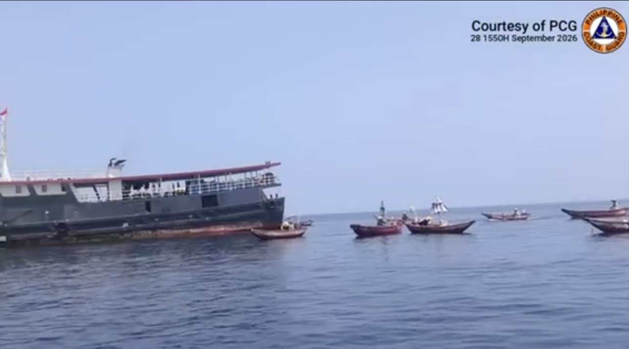 PCG drives away Chinese militia vessel and 24 sampans near Kota Island