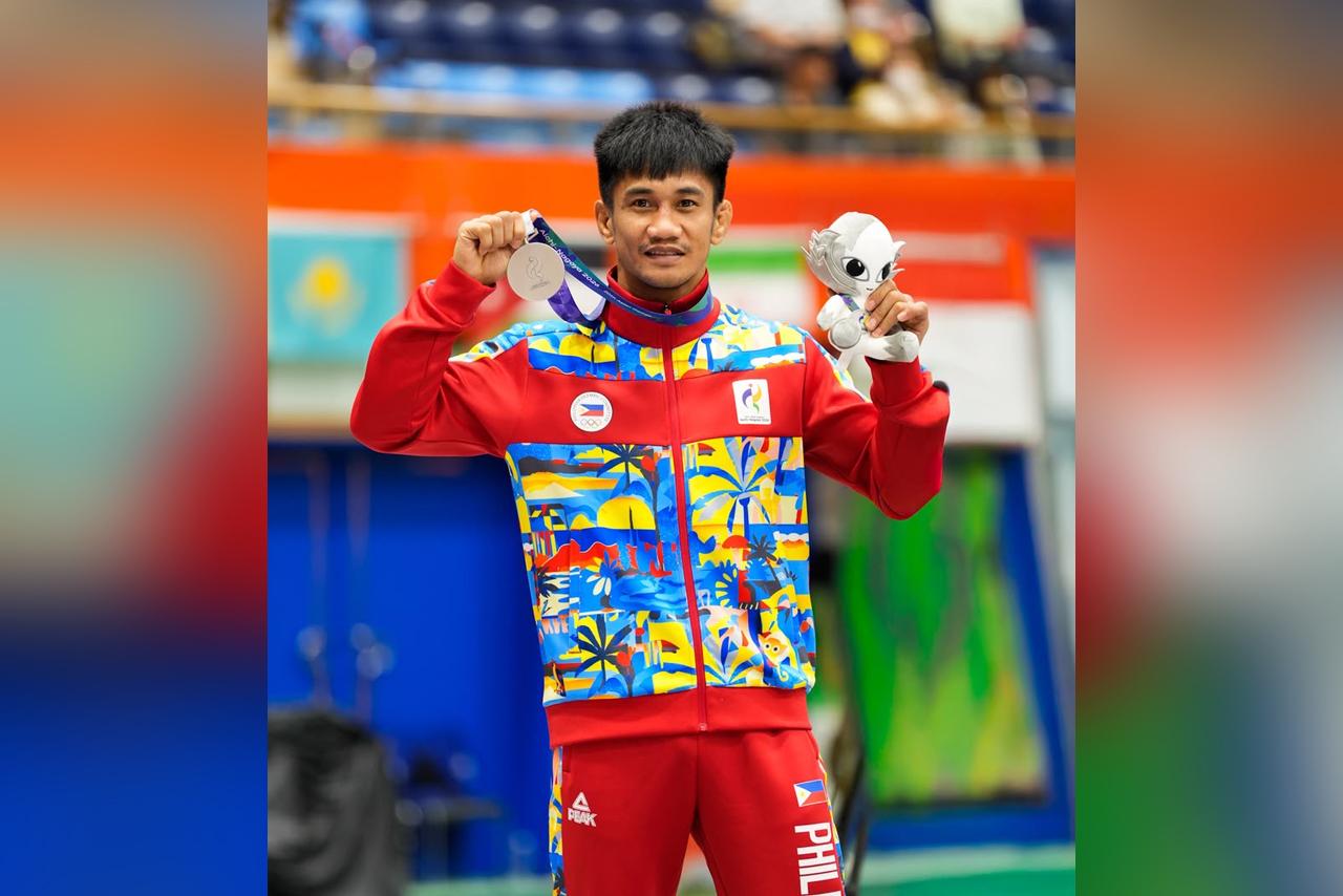Who is Jean Claude Saclag? PH's silver medalist in the Asian Games - GMA Network