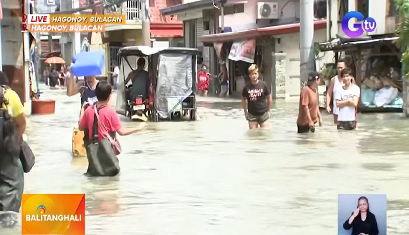 Ilang lugar sa Hagonoy, Bulacan, nananatiling lubog sa baha kahit umaraw na
