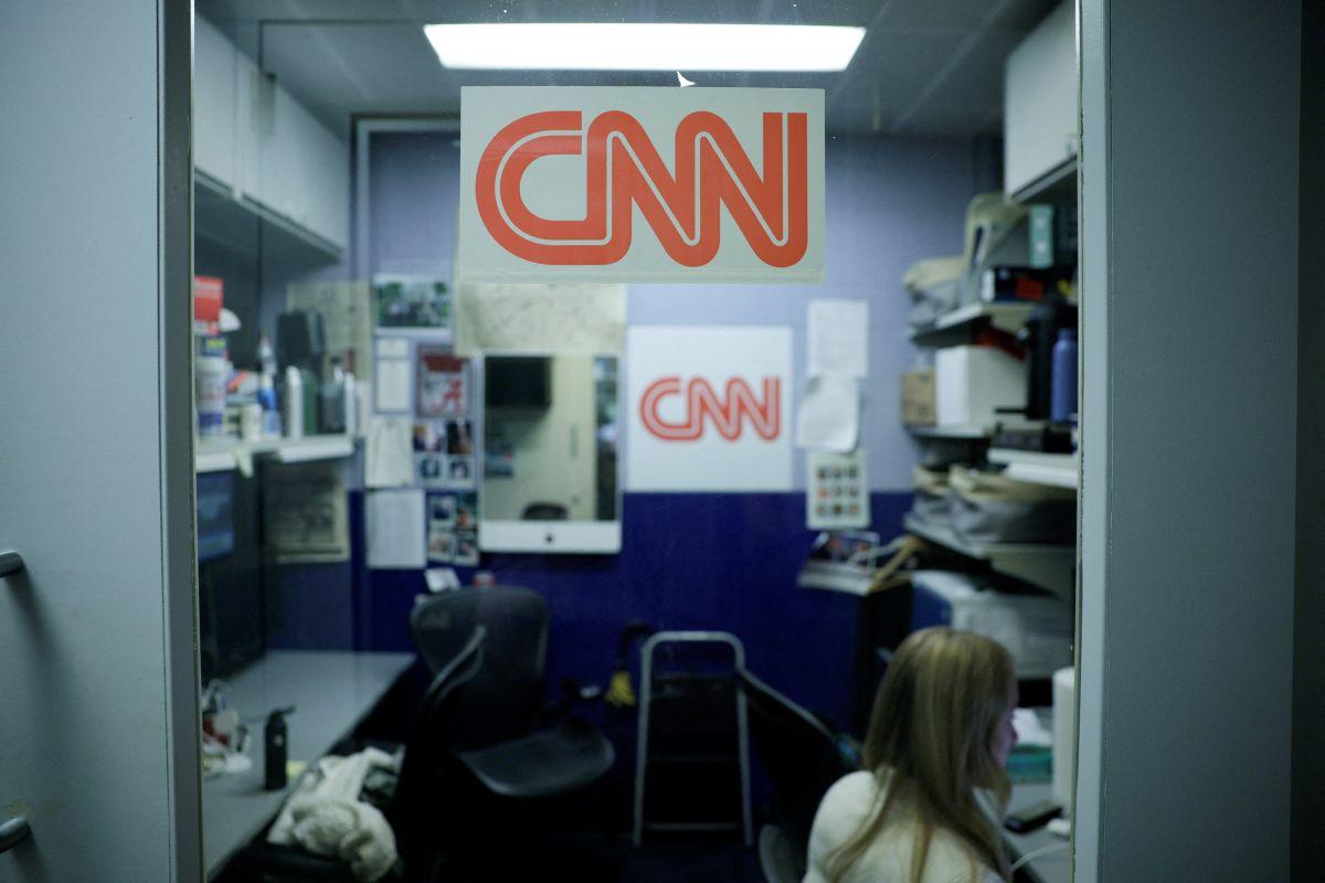 Trump says he is banning media outlets CNN, MS NOW, Politico from White House - GMA Network