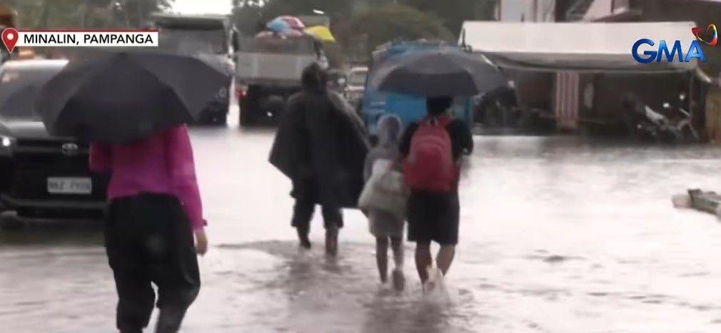 Flood in Minalin, Pampanga due to the Southwest Monsoon