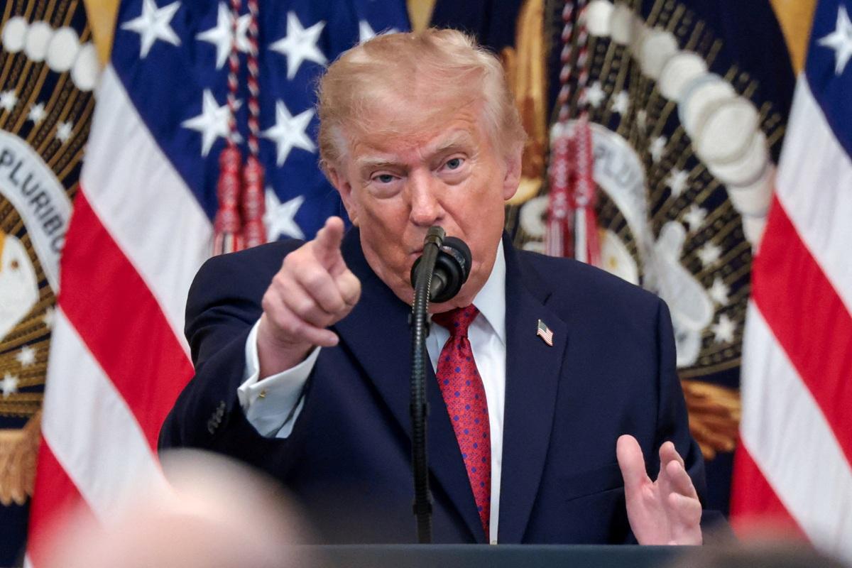 US Supreme Court to weigh Trump's mandatory immigration detention policy