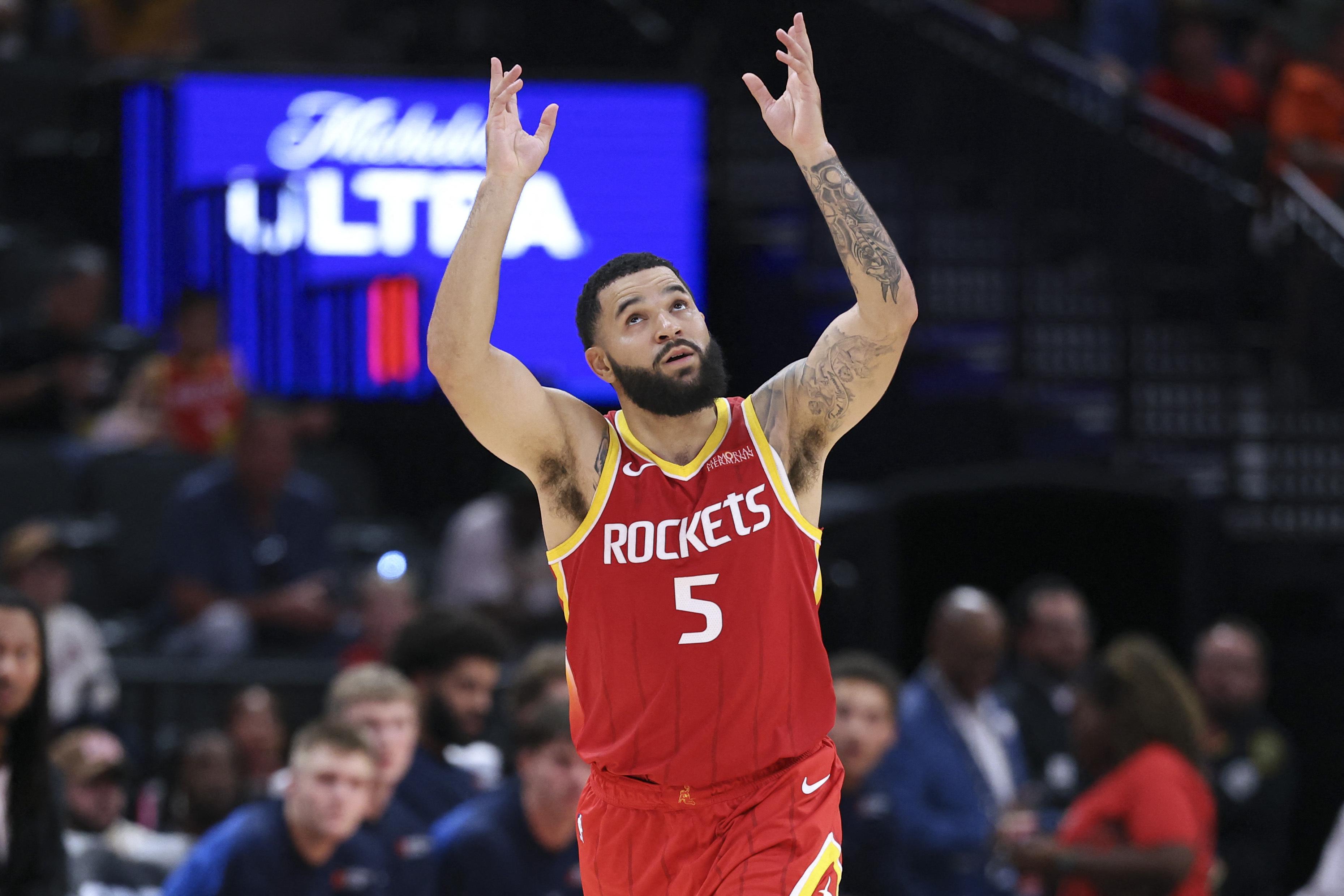NBA: Fred VanVleet gets hot as Rockets blast Bucks