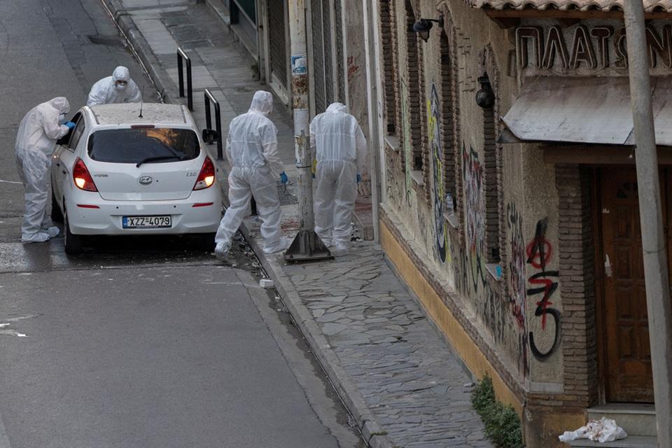 Explosion injures four people in Greek capital