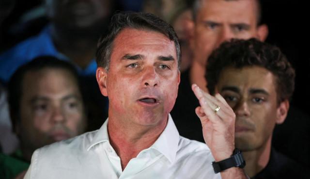 Brazilian presidential candidate Flavio Bolsonaro speaks after losing the presidential runoff election, in Brasilia, Brazil October 25, 2026. REUTERS/ Adriano Machado