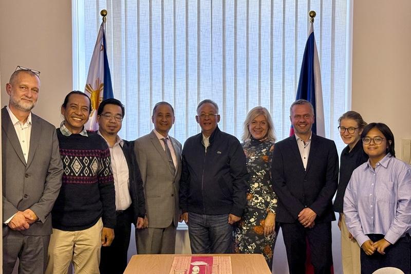 DENR, PH Eagle Foundation reps in Prague to advance collab with Czech institutions