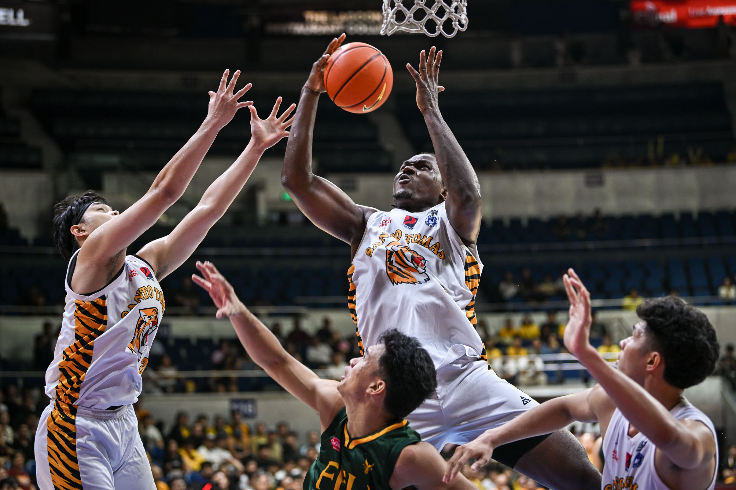 UAAP: UST outlasts FEU to snap two-game losing skid