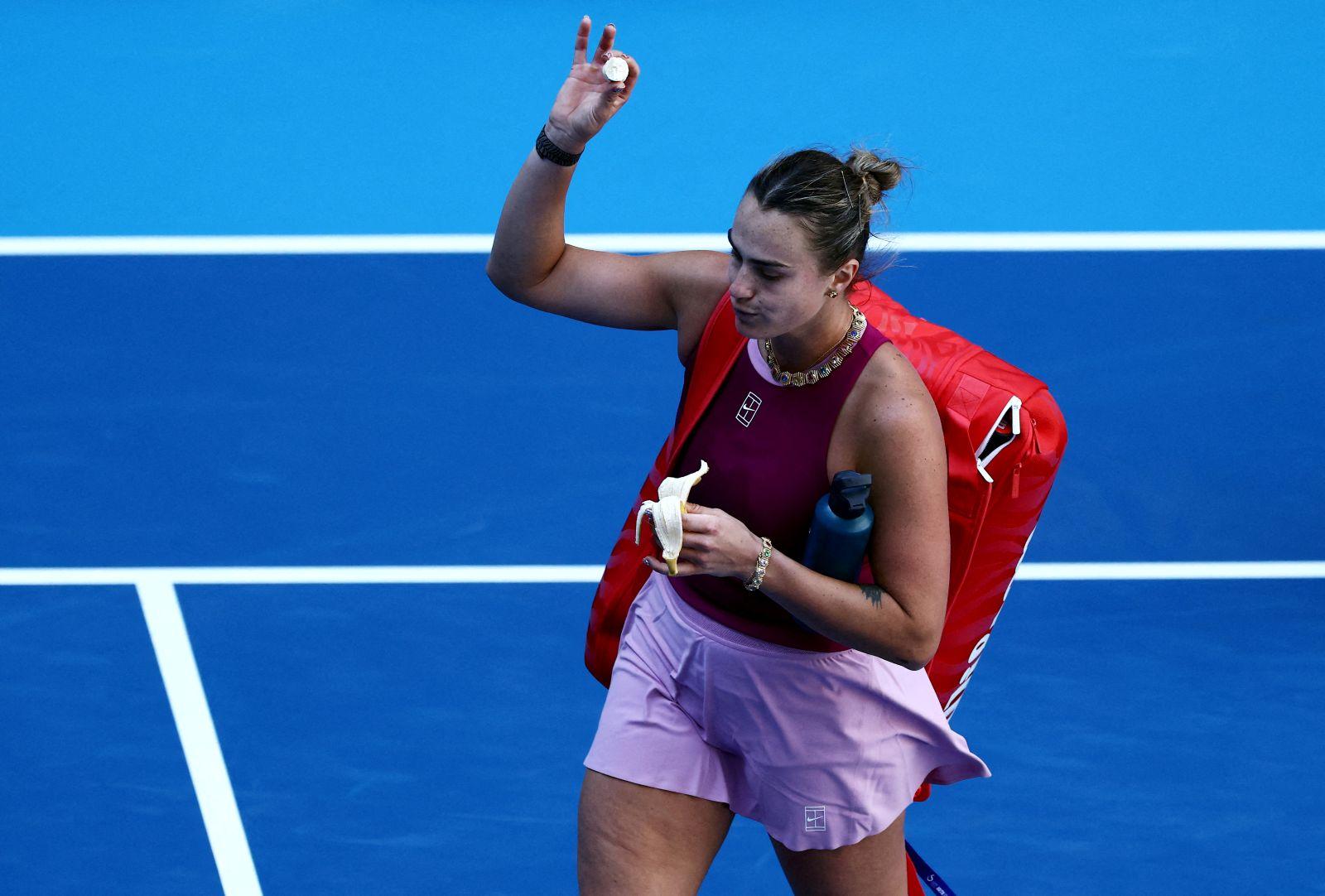 Sabalenka's slump continues with Wuhan Open exit to Li