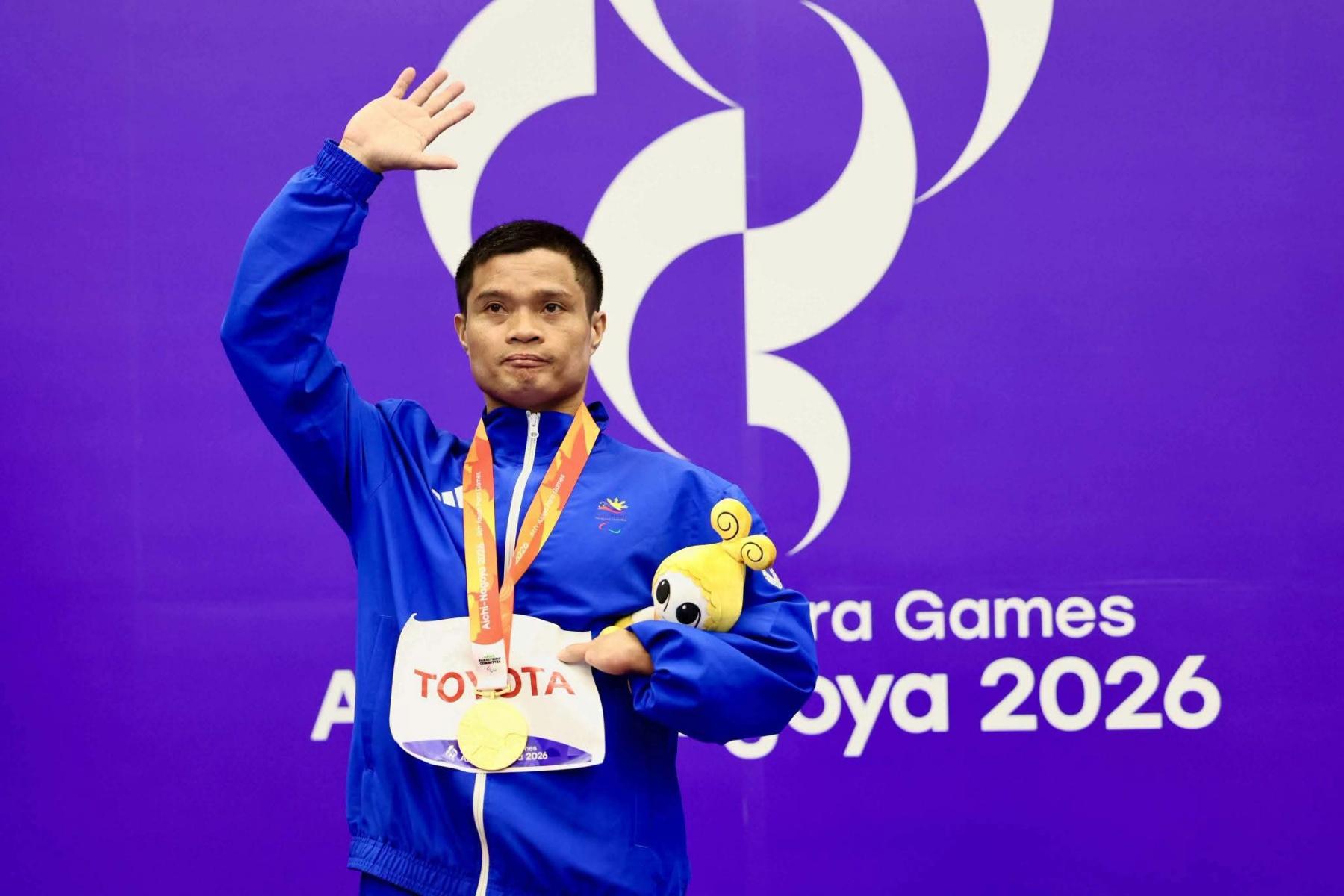 Ernie Gawilan defends Asian Para Games gold, rules men's 400m freestyle S7 para swimming event